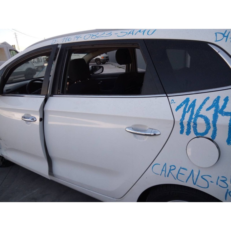 Recambio de puerta trasera izquierda para kia carens ( ) drive referencia OEM IAM   
