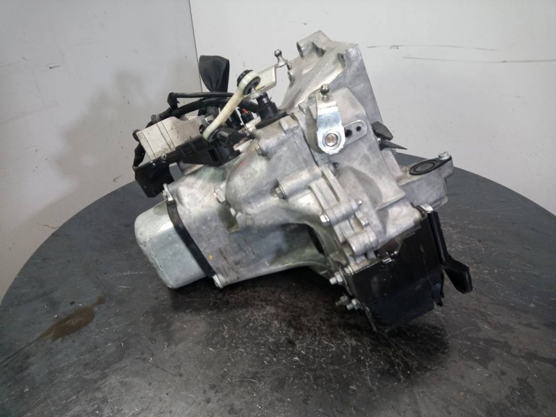 Recambio de caja cambios para citroën c-elysée exclusive referencia OEM IAM 20A701 1711014 M1-B2-79