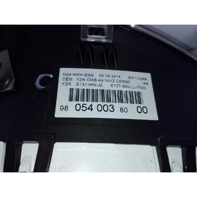 Recambio de cuadro instrumentos para peugeot 208 style referencia OEM IAM 980540038000 E137SWLL1100 E1-A4-31-1