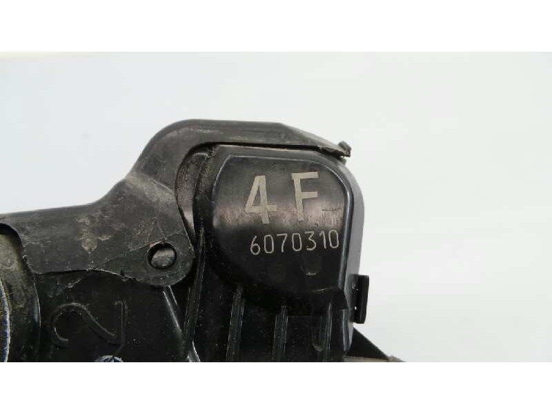 Recambio de cerradura puerta delantera derecha para toyota rav 4 (a3) executive referencia OEM IAM 4F6070310  E2-B4-5-2