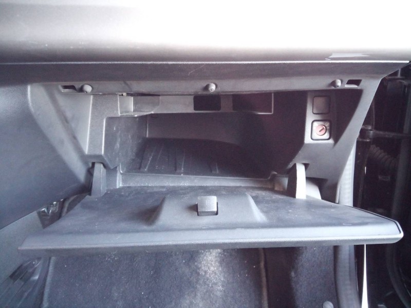 Recambio de guantera para citroën c-elysée exclusive referencia OEM IAM   