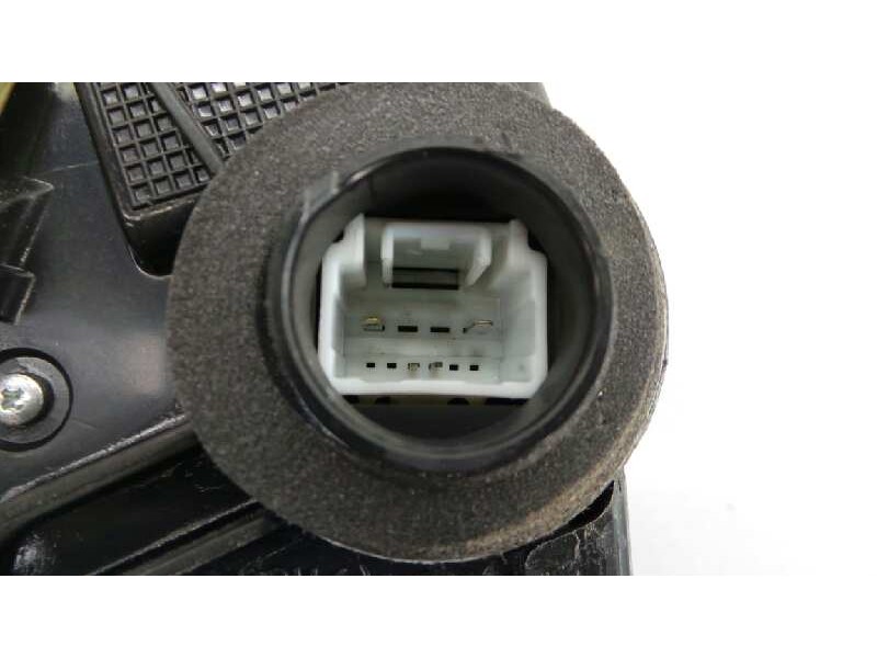 Recambio de cerradura puerta delantera derecha para toyota rav 4 (a3) executive referencia OEM IAM 4F6070310  E2-B4-5-2