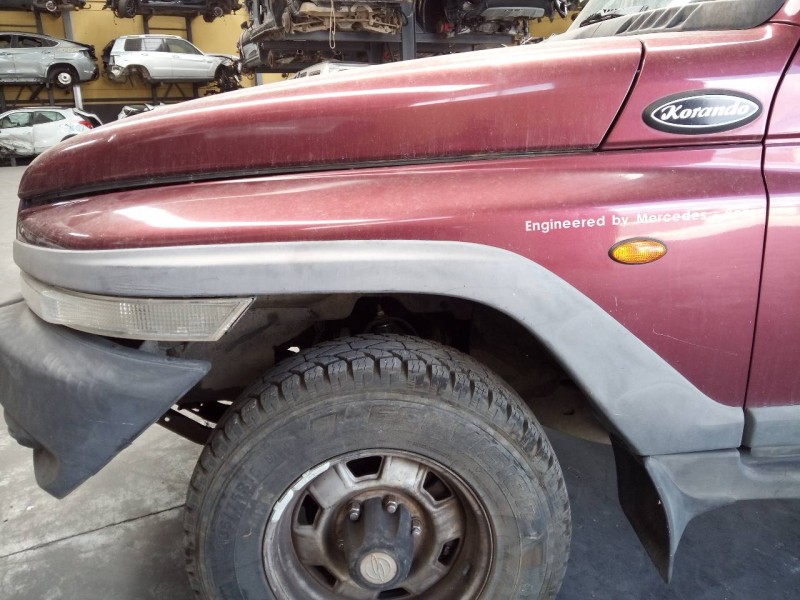 Recambio de aleta delantera izquierda para ssangyong korando 2.9 d referencia OEM IAM   