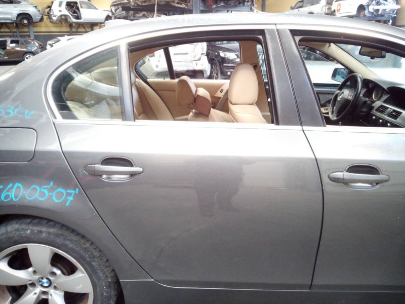 Recambio de puerta trasera derecha para bmw serie 5 berlina (e60) 520d referencia OEM IAM   
