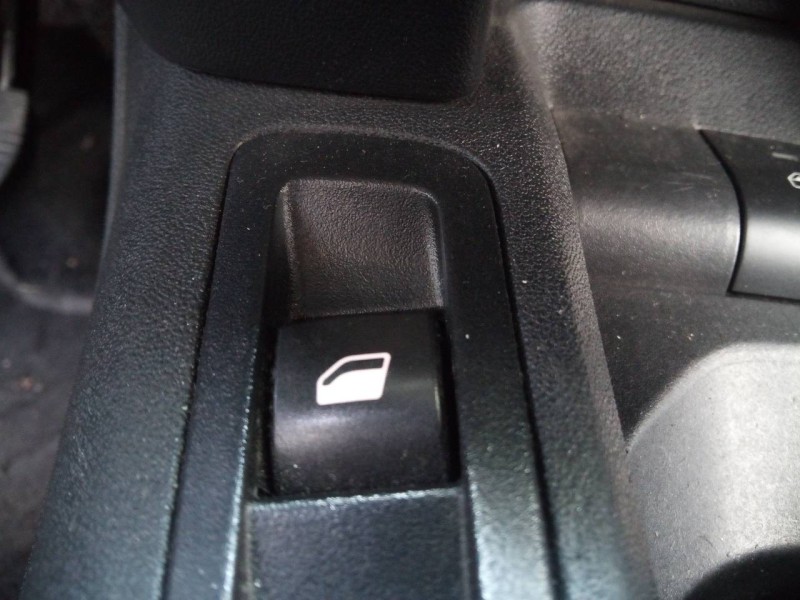 Recambio de mando elevalunas delantero izquierdo para citroën c-elysée exclusive referencia OEM IAM   