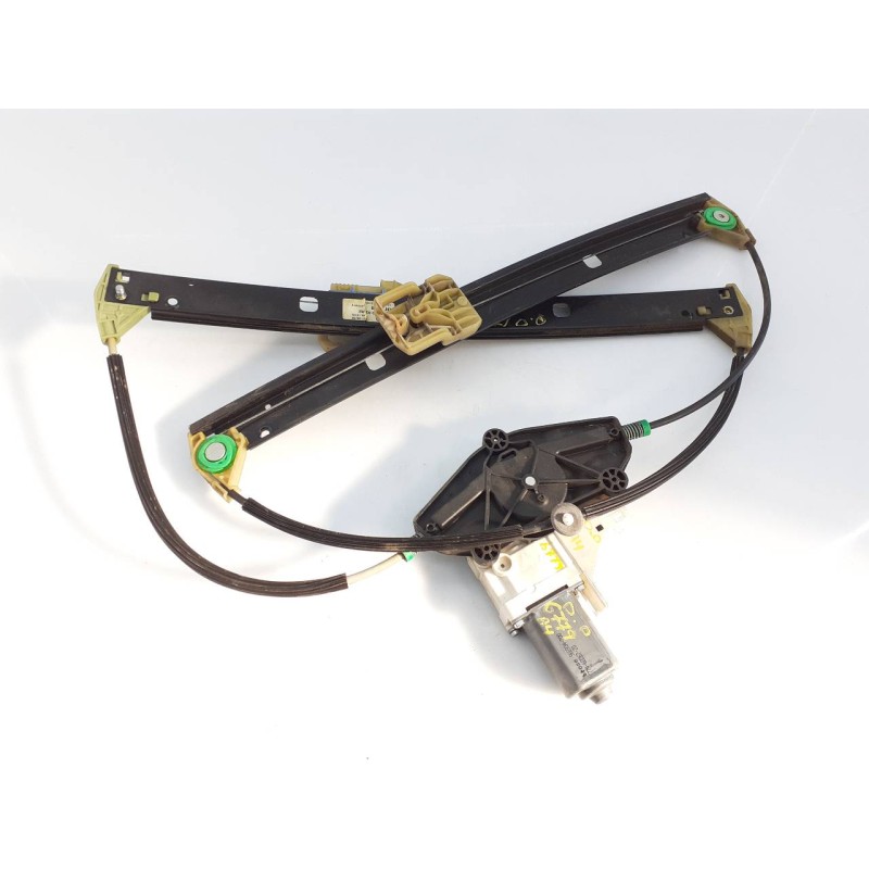 Recambio de elevalunas delantero derecho para audi a4 ber. (b8) básico referencia OEM IAM 966934200 7746026720 E1-B6-18-1