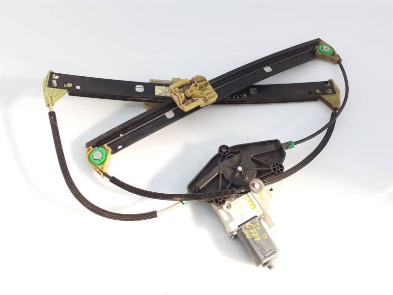 Recambio de elevalunas delantero derecho para audi a4 ber. (b8) básico referencia OEM IAM 966934200 7746026720 E1-B6-18-1