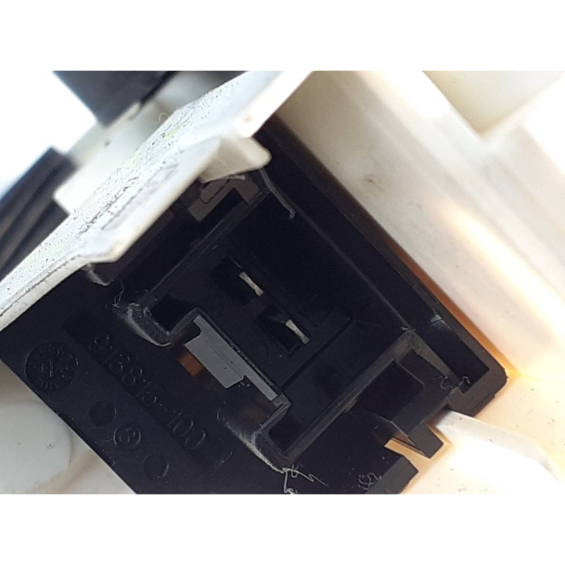 Recambio de elevalunas delantero derecho para audi a4 ber. (b8) básico referencia OEM IAM 966934200 7746026720 E1-B6-18-1