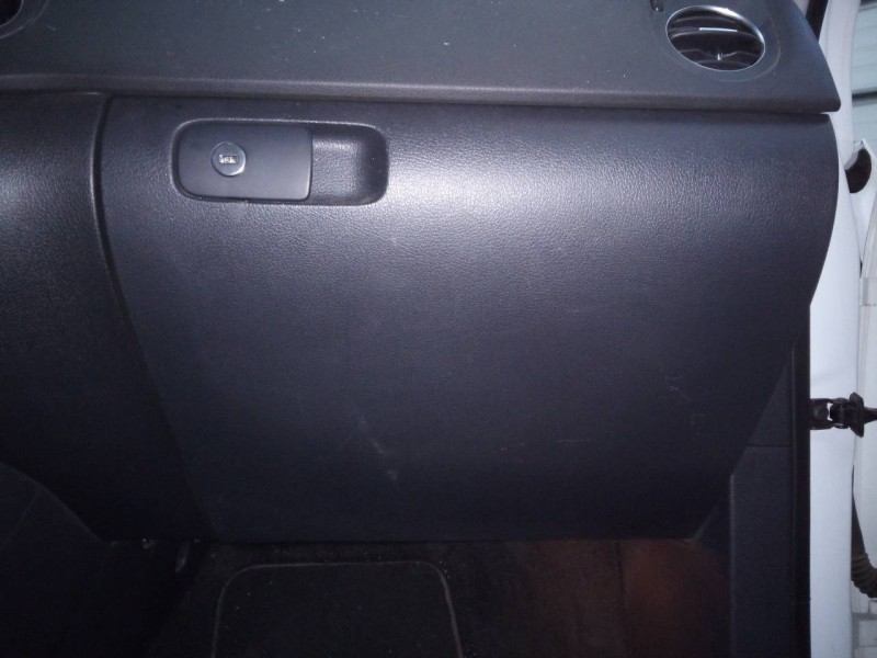Recambio de guantera para volkswagen tiguan (5n2) advance bluemotion referencia OEM IAM   