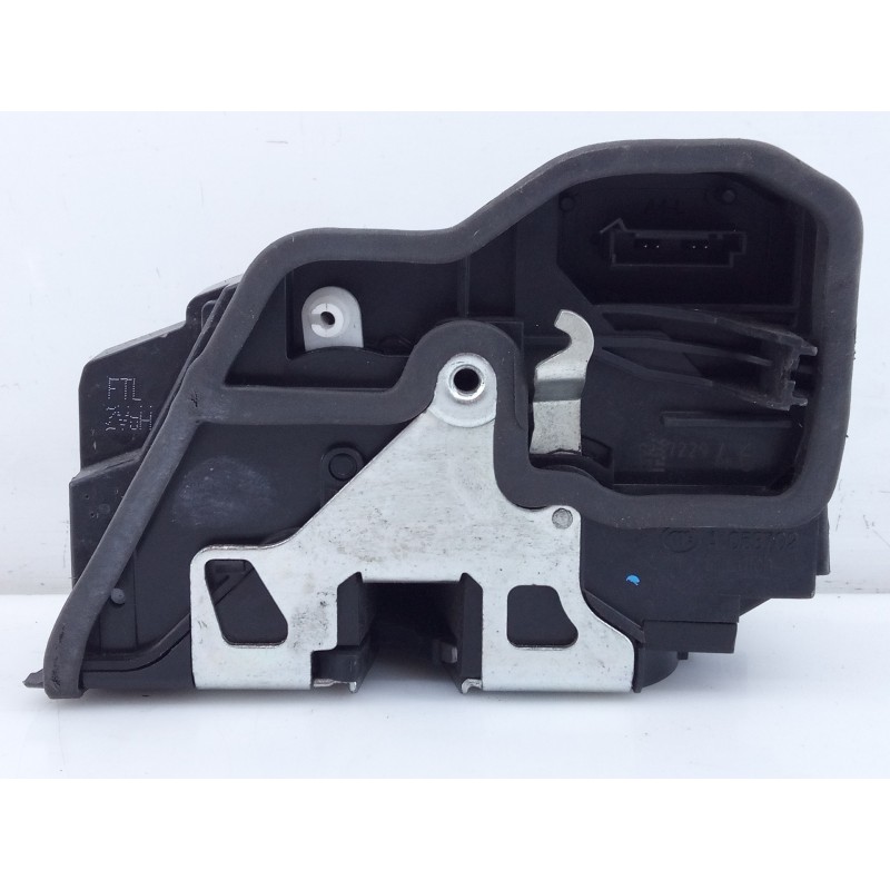 Recambio de cerradura puerta delantera izquierda para bmw serie 1 lim. (f20/f21) 118d referencia OEM IAM 7229461 A053702 E1-A3-5