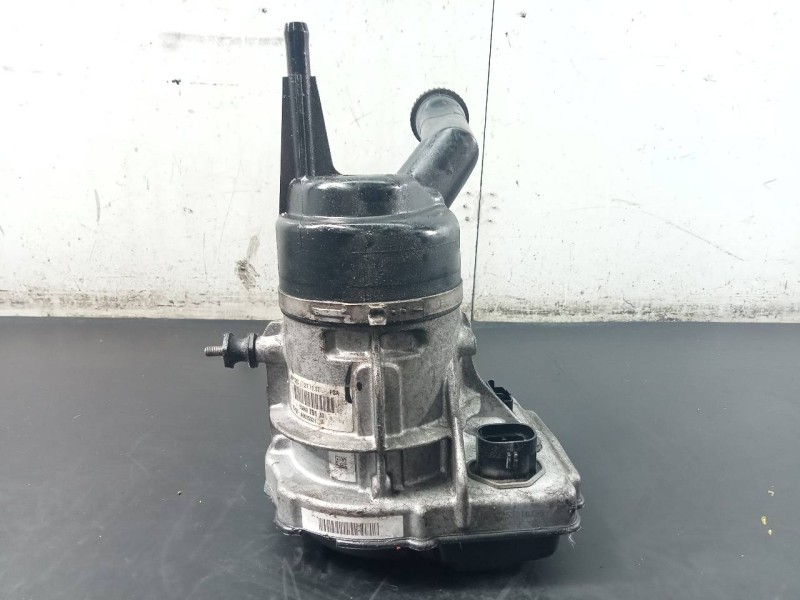 Recambio de bomba direccion para peugeot 308 confort referencia OEM IAM 9684979180  P3-B4-28-1