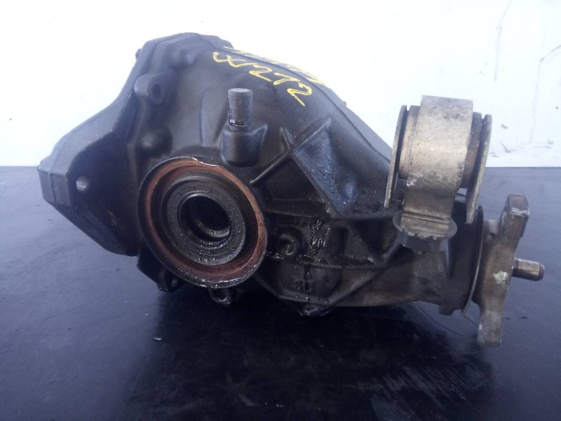 Recambio de diferencial trasero para mercedes-benz clase e (w212) lim. e 220 bluetec (212.001) referencia OEM IAM A2093510205  P