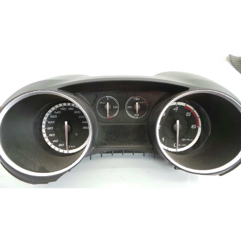 Recambio de cuadro instrumentos para alfa romeo giulietta (191) distinctive referencia OEM IAM 50521957 A2C32419300 E3-A4-22-1