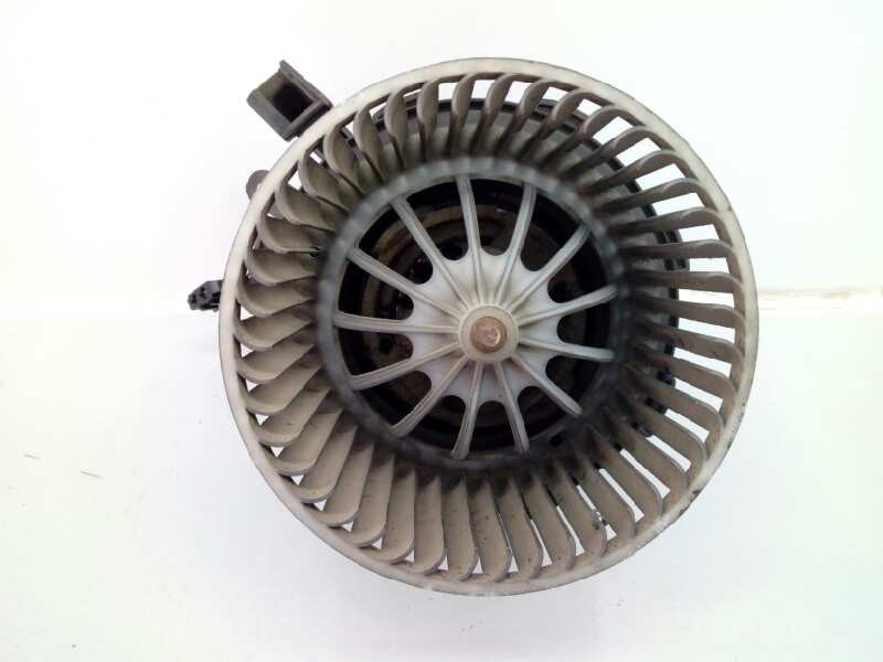 Recambio de ventilador calefaccion para audi a4 ber. (b8) básico referencia OEM IAM U0852003  E1-B6-55-1