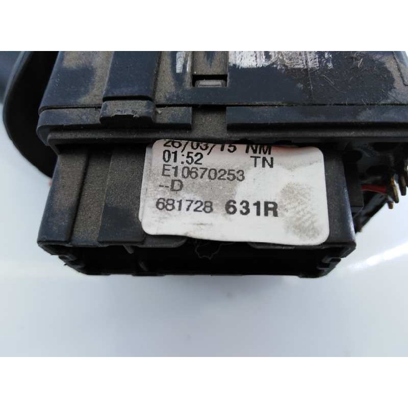Recambio de mando limpia para dacia dokker express ambiance referencia OEM IAM 681728631R  E2-A1-23-2