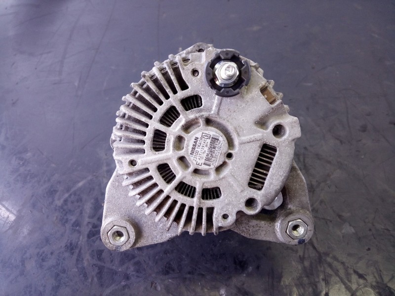 Recambio de alternador para nissan juke (f15) acenta referencia OEM IAM 231001KA1M  P3-A4-28-2