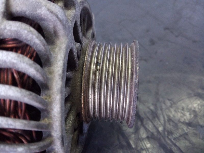 Recambio de alternador para nissan juke (f15) acenta referencia OEM IAM 231001KA1M  P3-A4-28-2