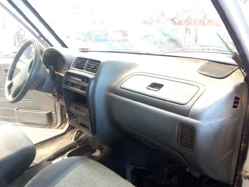 suzuki vitara se/sv (et) del año 1999