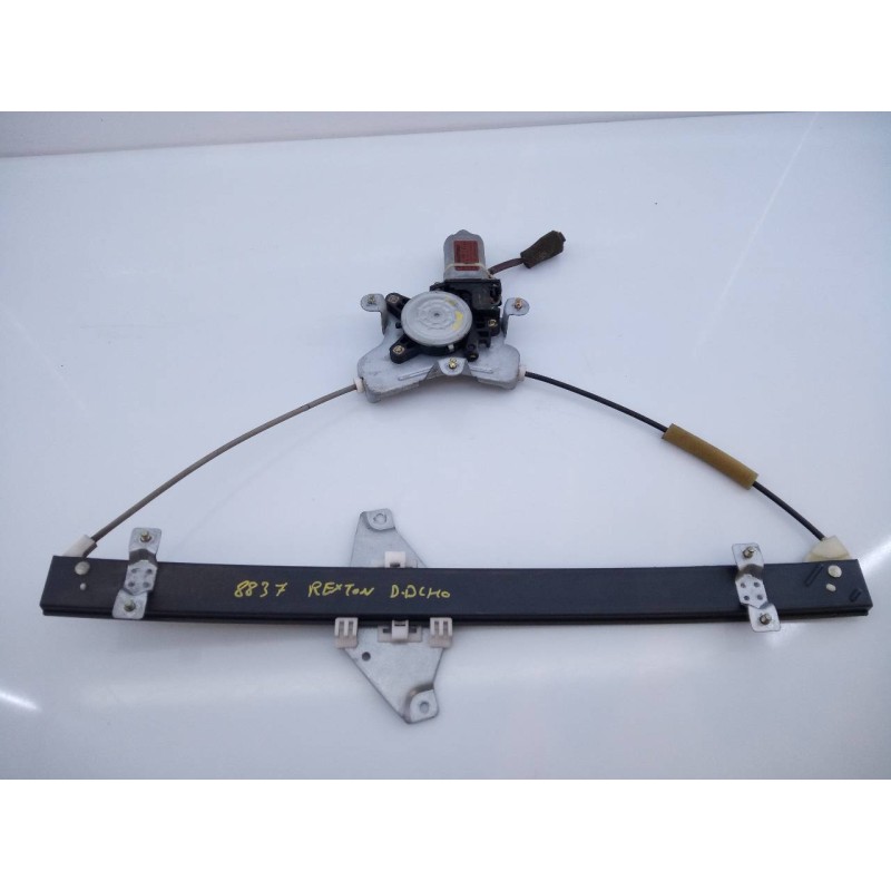 Recambio de elevalunas delantero derecho para ssangyong rexton rx 270 plus / 270 xdi plus referencia OEM IAM   E2-B3-19-2