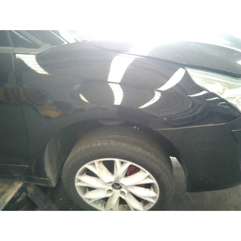 Recambio de aleta delantera derecha para citroën c4 berlina 1.6 16v referencia OEM IAM   