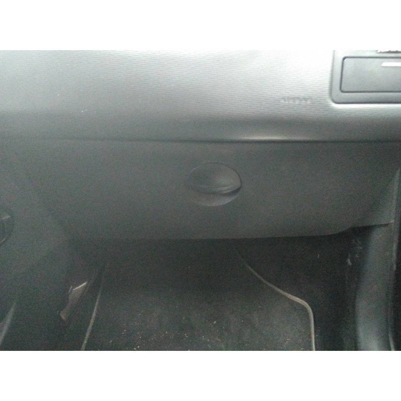 Recambio de guantera para citroën c4 berlina 1.6 16v referencia OEM IAM   