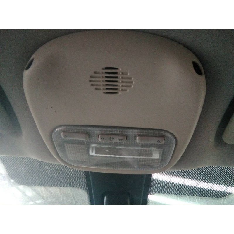 Recambio de luz interior para citroën c4 berlina 1.6 16v referencia OEM IAM   