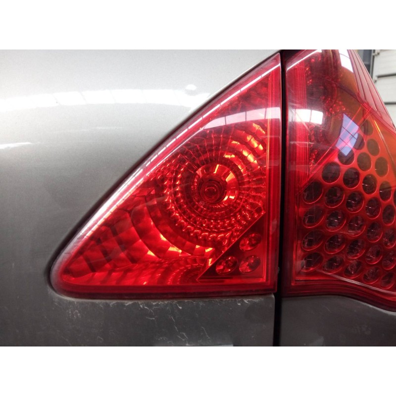 Recambio de piloto trasero derecho porton para peugeot 3008 active referencia OEM IAM   