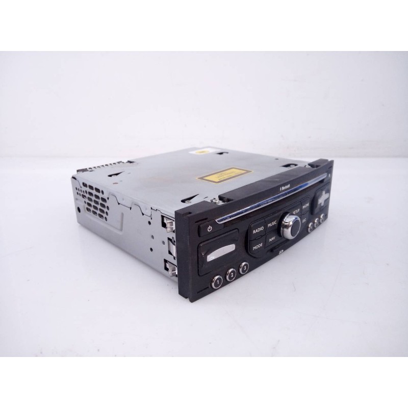 Recambio de sistema navegacion gps para peugeot 3008 active referencia OEM IAM 98735367ZD  E3-B2-40-2