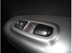 MANDO ELEVALUNAS DELANTERO DERECHO 