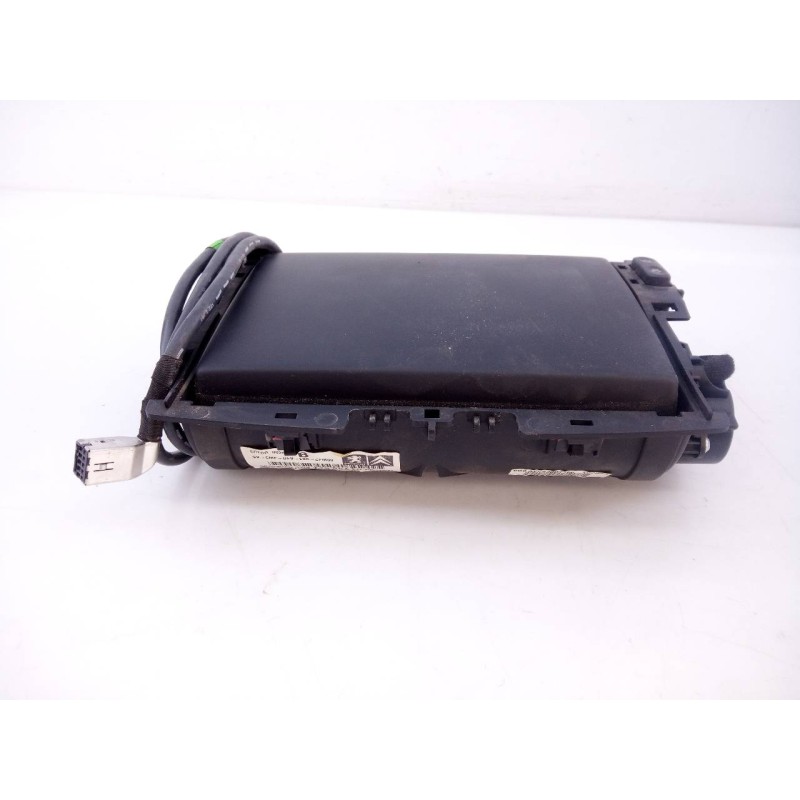 Recambio de sistema navegacion gps para peugeot 3008 active referencia OEM IAM 98735367ZD  E3-B2-40-2