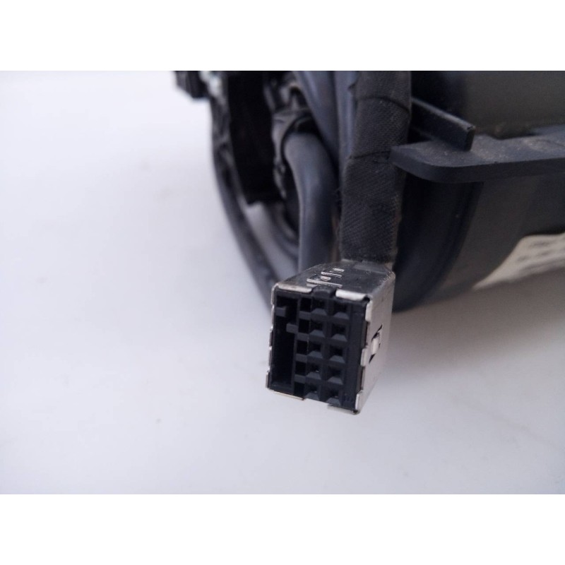 Recambio de sistema navegacion gps para peugeot 3008 active referencia OEM IAM 98735367ZD  E3-B2-40-2