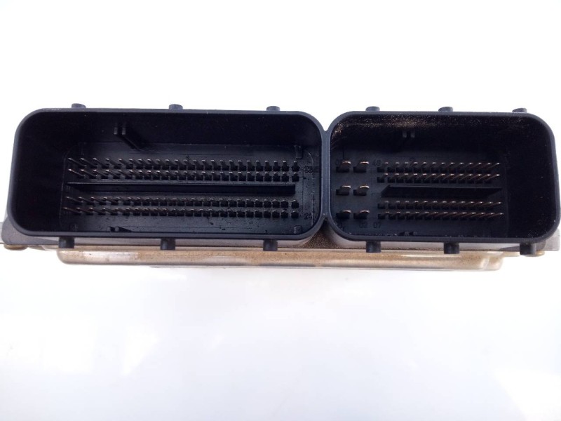 Recambio de centralita motor uce para bmw serie 3 berlina (e46) 320d referencia OEM IAM DDE7789572 0281010565 E3-A2-31-3