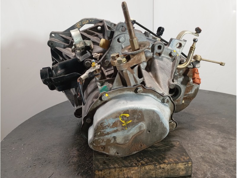 Recambio de caja cambios para citroën xantia berlina 1.9 td armonia referencia OEM IAM 20TB98  M1-B2-68