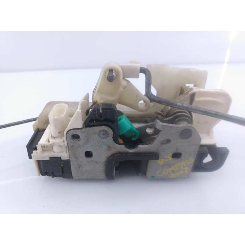 Recambio de cerradura puerta delantera izquierda para jeep compass limited referencia OEM IAM 04589409AE  E1-B5-12-2