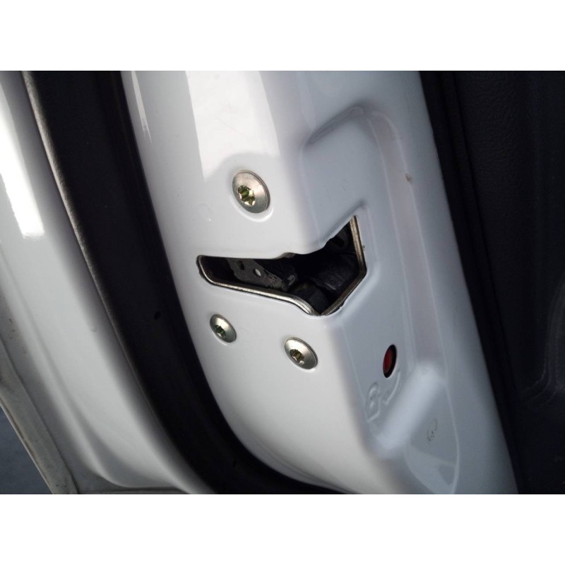 Recambio de cerradura puerta trasera izquierda para kia sportage drive 4x2 referencia OEM IAM   