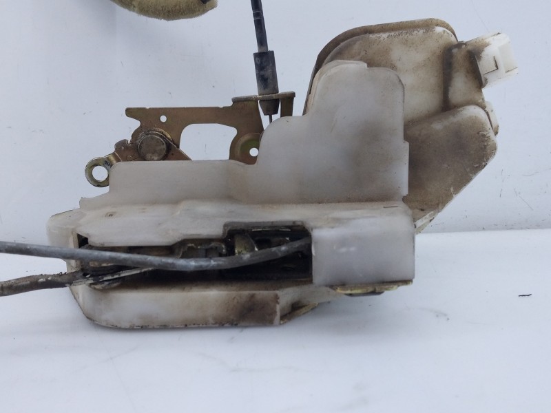 Recambio de cerradura puerta delantera derecha para mitsubishi montero (v60/v70) 3.2 di-d avance (5-ptas.) referencia OEM IAM   