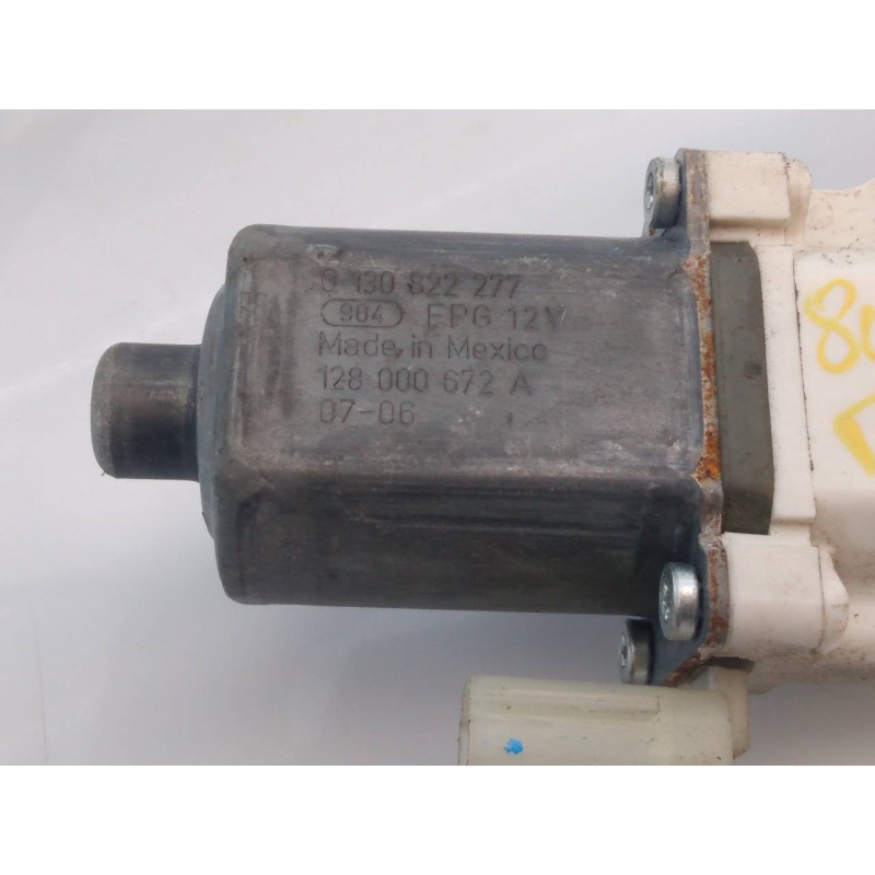 Recambio de elevalunas delantero derecho para jeep compass limited referencia OEM IAM 128000672A 68002896AA E1-B5-8-1