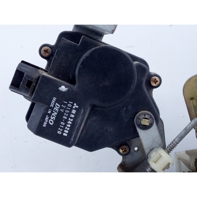 Recambio de cerradura puerta trasera derecha para mitsubishi montero (v60/v70) 3.2 di-d avance (5-ptas.) referencia OEM IAM MR34
