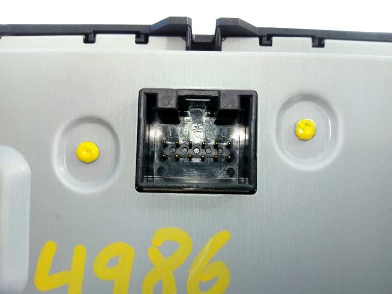 Recambio de sistema navegacion gps para volkswagen passat lim. (3g2) advance bmt referencia OEM IAM 3G0919605D  E2-A1-8-2