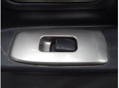 MANDO ELEVALUNAS TRASERO DERECHO 