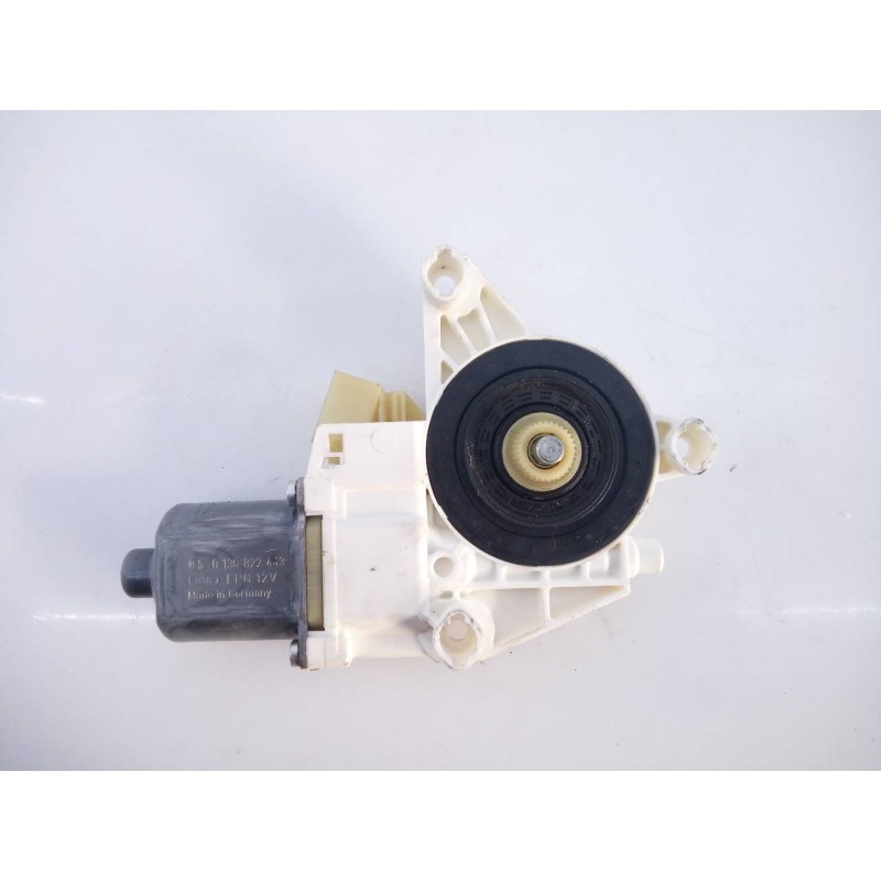 Recambio de motor elevalunas trasero izquierdo para mercedes-benz clase c (w204) familiar 320 t cdi (204.222) referencia OEM IAM