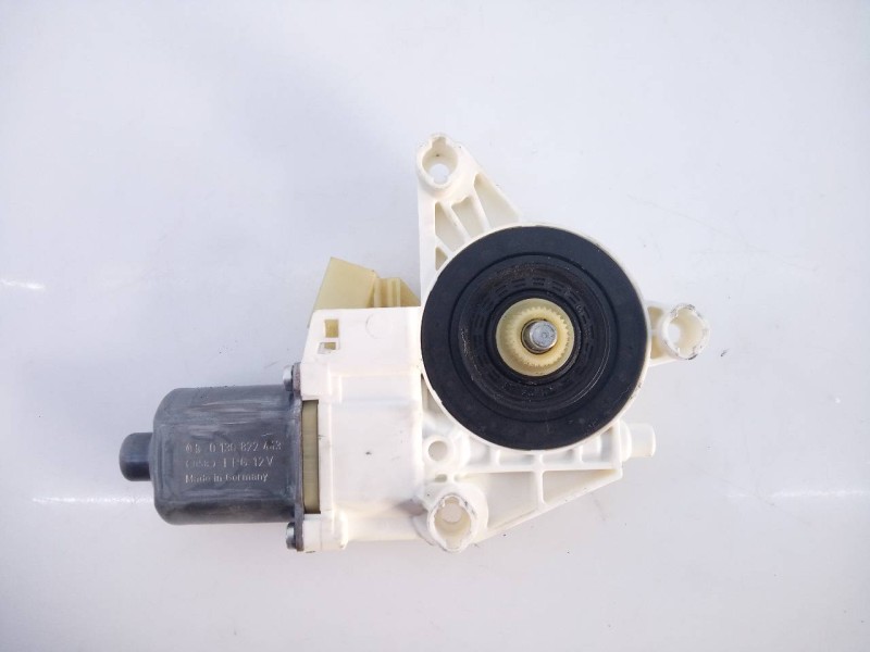Recambio de motor elevalunas trasero izquierdo para mercedes-benz clase c (w204) familiar 320 t cdi (204.222) referencia OEM IAM