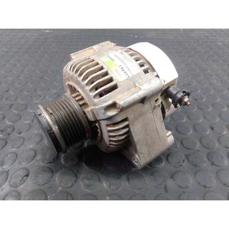 Recambio de alternador para toyota hilux (kun) cabina doble gx 4x4 referencia OEM IAM 446961  P3-A5-28-2
