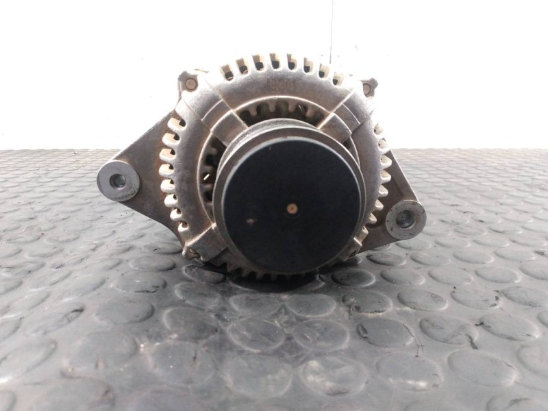 Recambio de alternador para toyota hilux (kun) cabina doble gx 4x4 referencia OEM IAM 446961  P3-A5-28-2