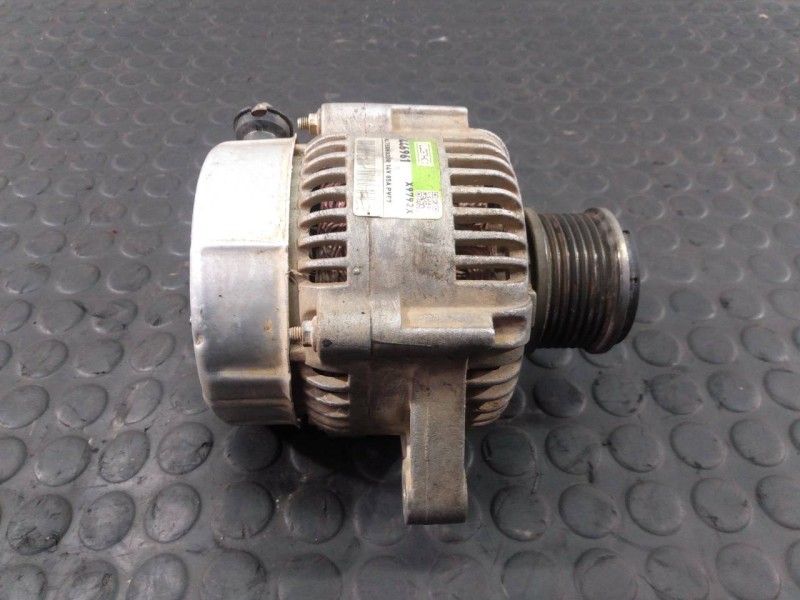 Recambio de alternador para toyota hilux (kun) cabina doble gx 4x4 referencia OEM IAM 446961  P3-A5-28-2