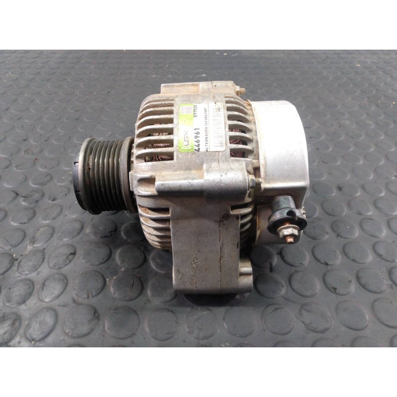 Recambio de alternador para toyota hilux (kun) cabina doble gx 4x4 referencia OEM IAM 446961  P3-A5-28-2