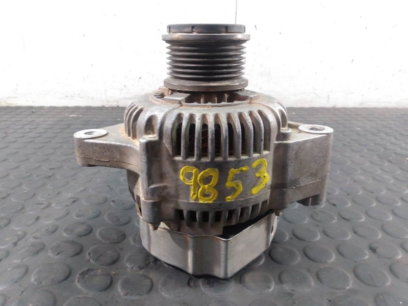 Recambio de alternador para toyota hilux (kun) cabina doble gx 4x4 referencia OEM IAM 446961  P3-A5-28-2