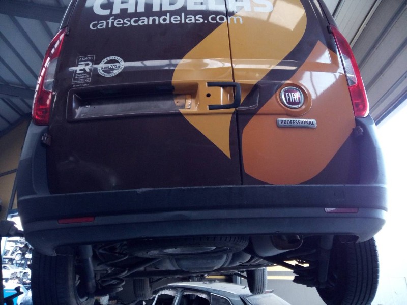 Recambio de paragolpes trasero para fiat doblo ii (152) pop referencia OEM IAM   