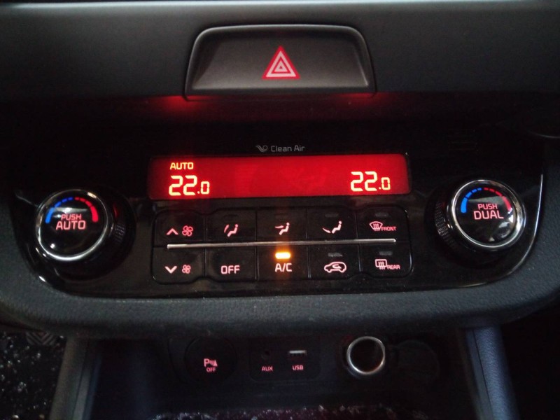 Recambio de mando climatizador para kia sportage drive 4x2 referencia OEM IAM 972503U800  E3-A3-31-2