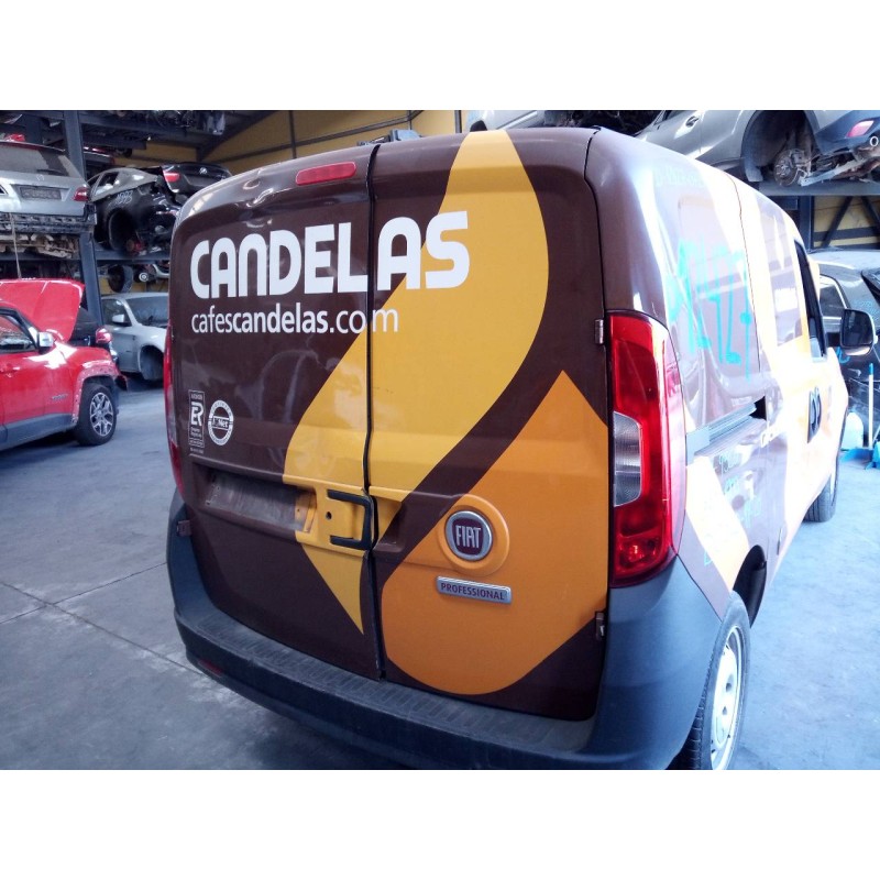 Recambio de porton trasero derecho para fiat doblo ii (152) pop referencia OEM IAM   